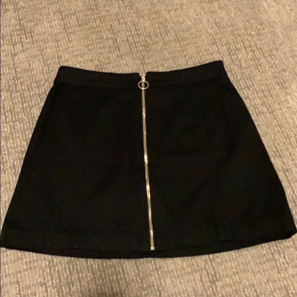 Black skirt